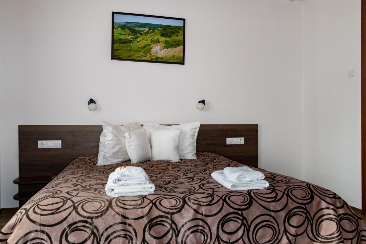 Casa Tofi Vendeghaz Aparthotel Praid Luaran gambar