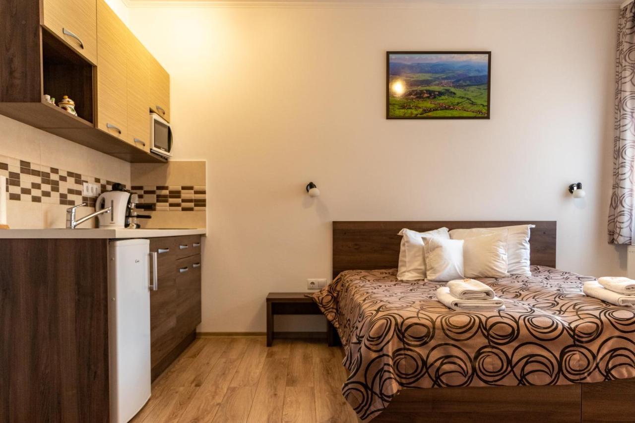 Casa Tofi Vendeghaz Aparthotel Praid Luaran gambar