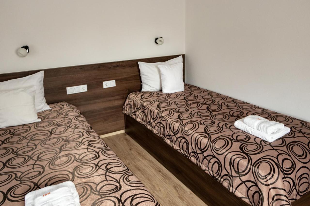 Casa Tofi Vendeghaz Aparthotel Praid Luaran gambar